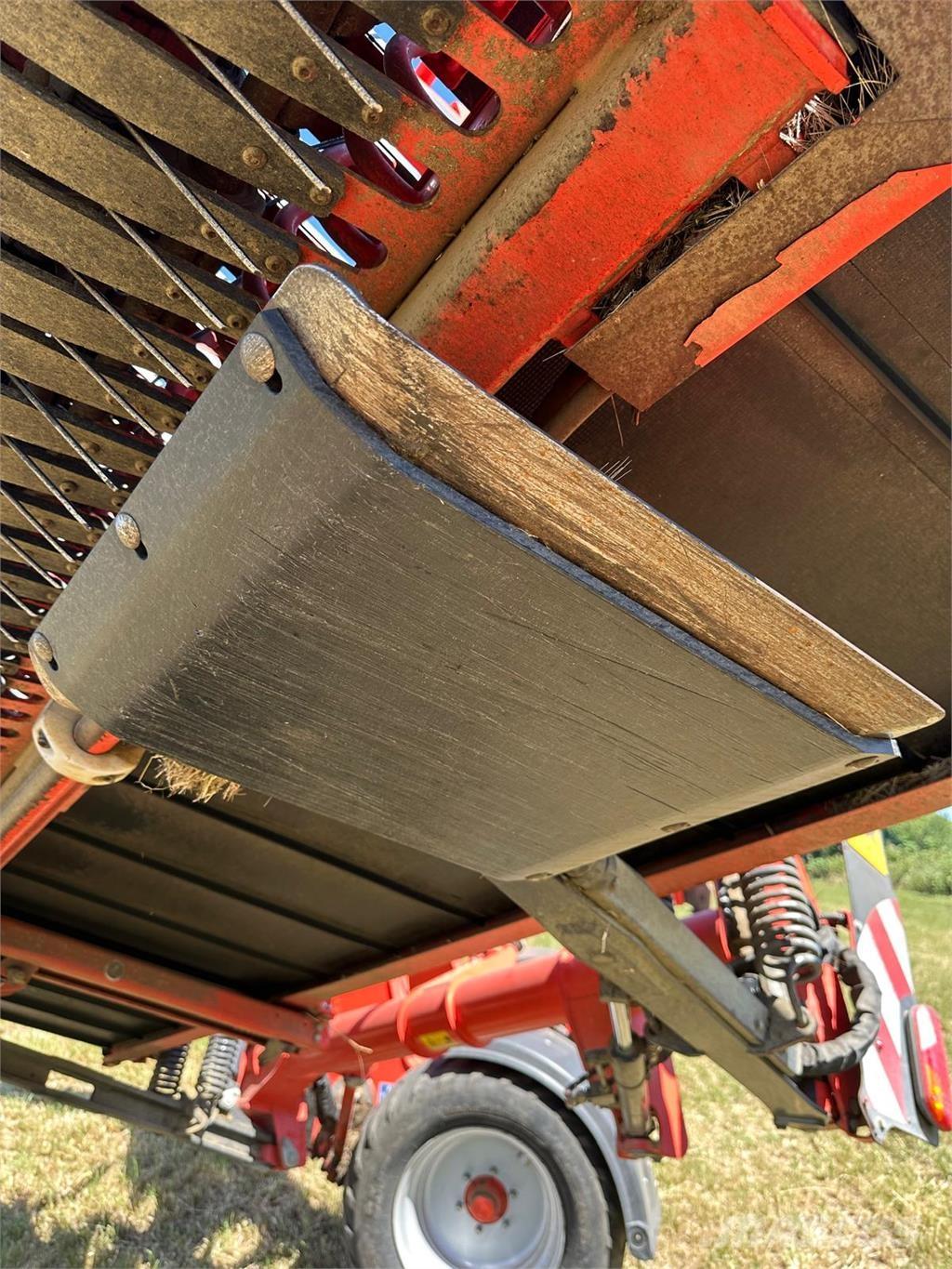 Kuhn MERGEMAXX950 Segadoras y cortadoras de hojas para pasto