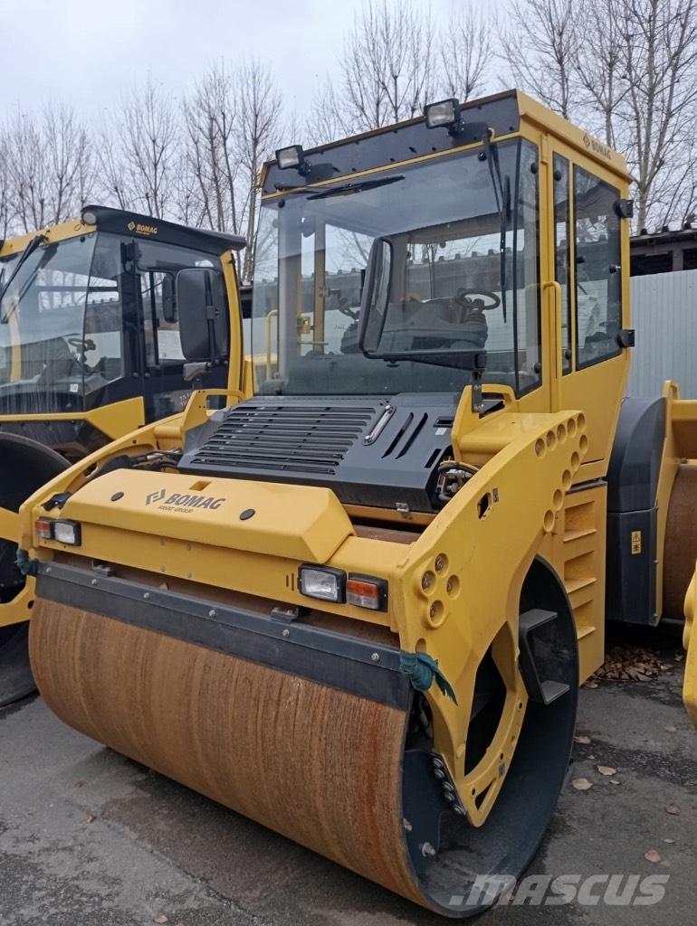 Bomag BW 203 AD-4 Rodillos de doble tambor
