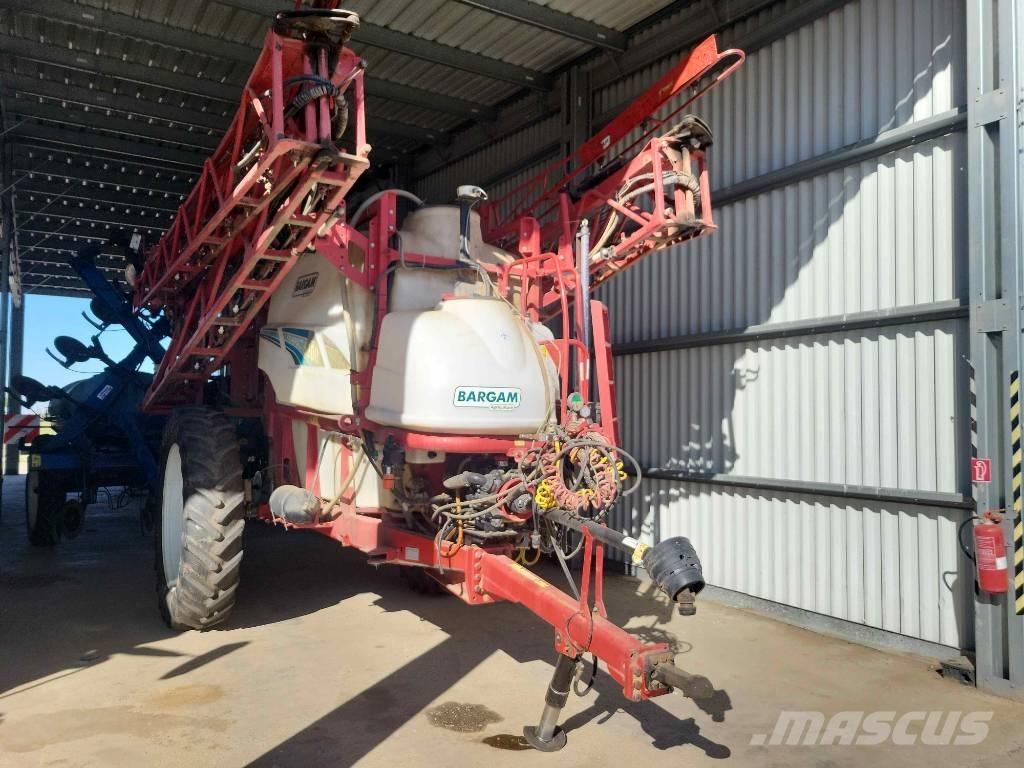 Bargam 6200 Compact Pulverizadores arrastrados