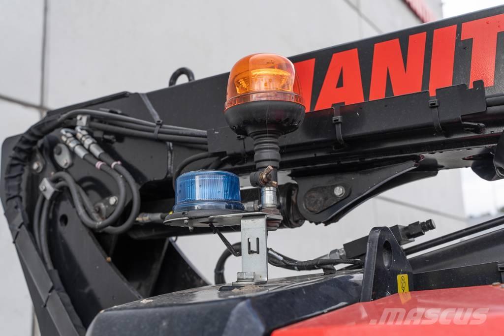 Manitou ManGo 12 Plataformas con brazo de elevación manual