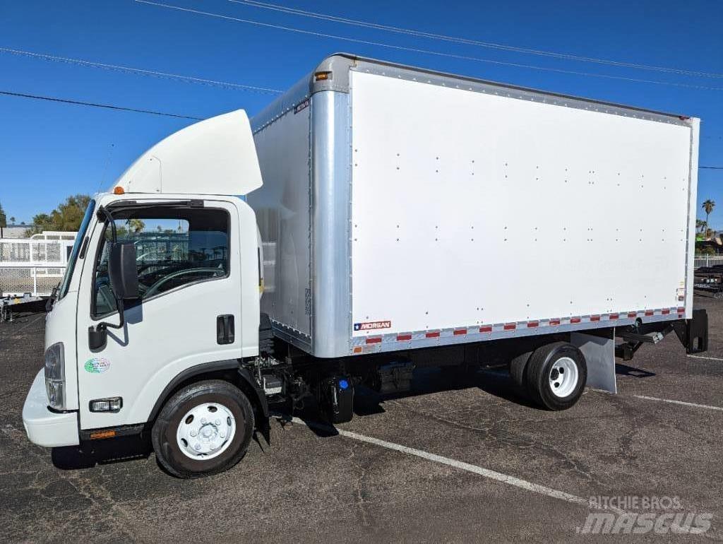 Isuzu NPR HD Camiones con caja de remolque