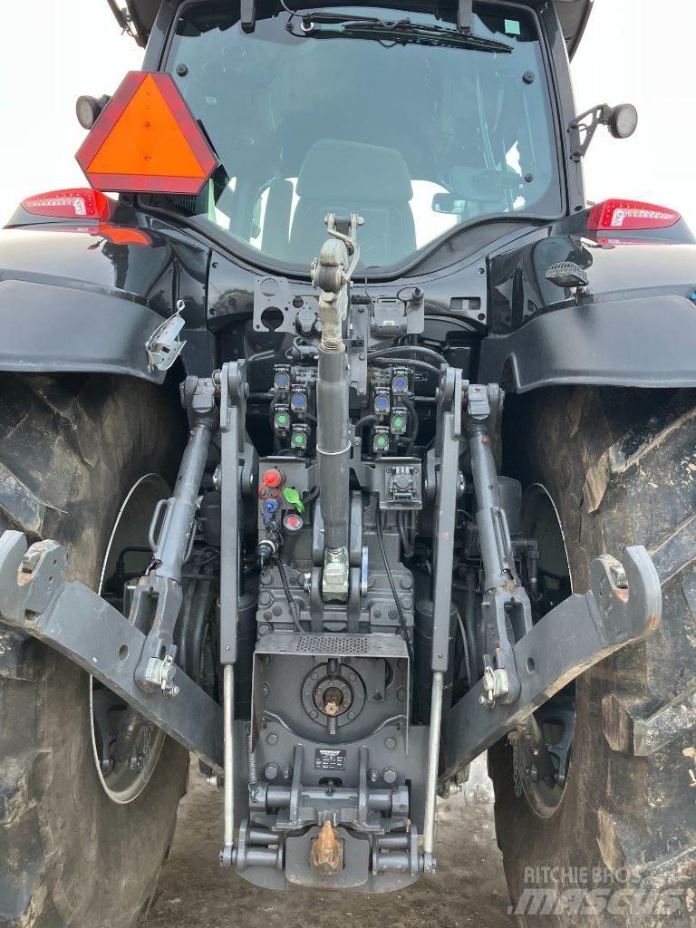 Valtra Q305 Tractores