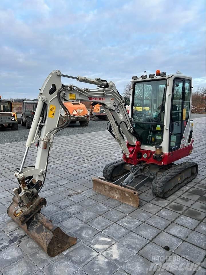 Takeuchi TB 225 Miniexcavadoras