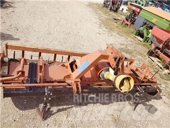 Kuhn HR 302 Gradas