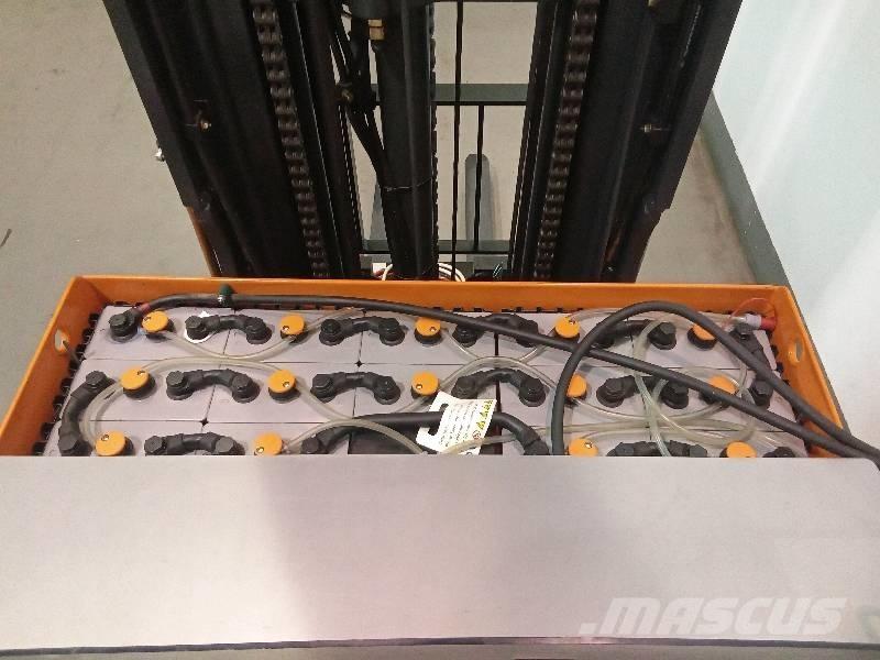 Still FMX 17 Montacargas de alcance de gran altura