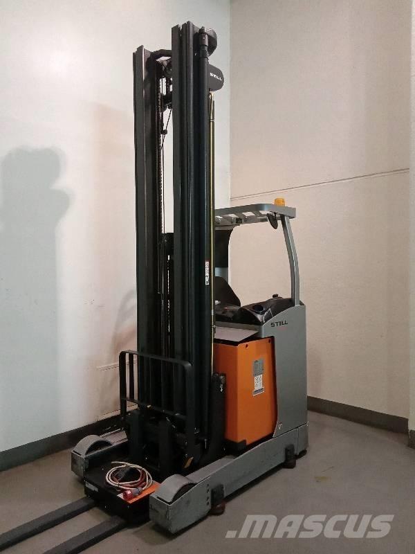 Still FMX 17 Montacargas de alcance de gran altura