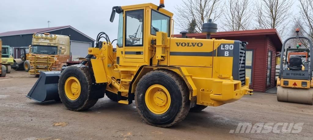 Volvo L 90 B Cargadoras sobre ruedas