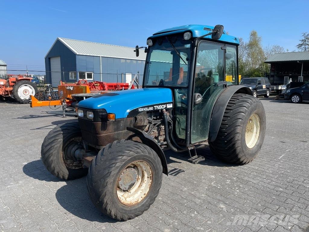 New Holland TN 90 F Tractores