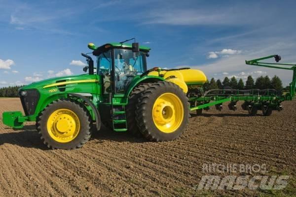 John Deere JD7930 Tractores