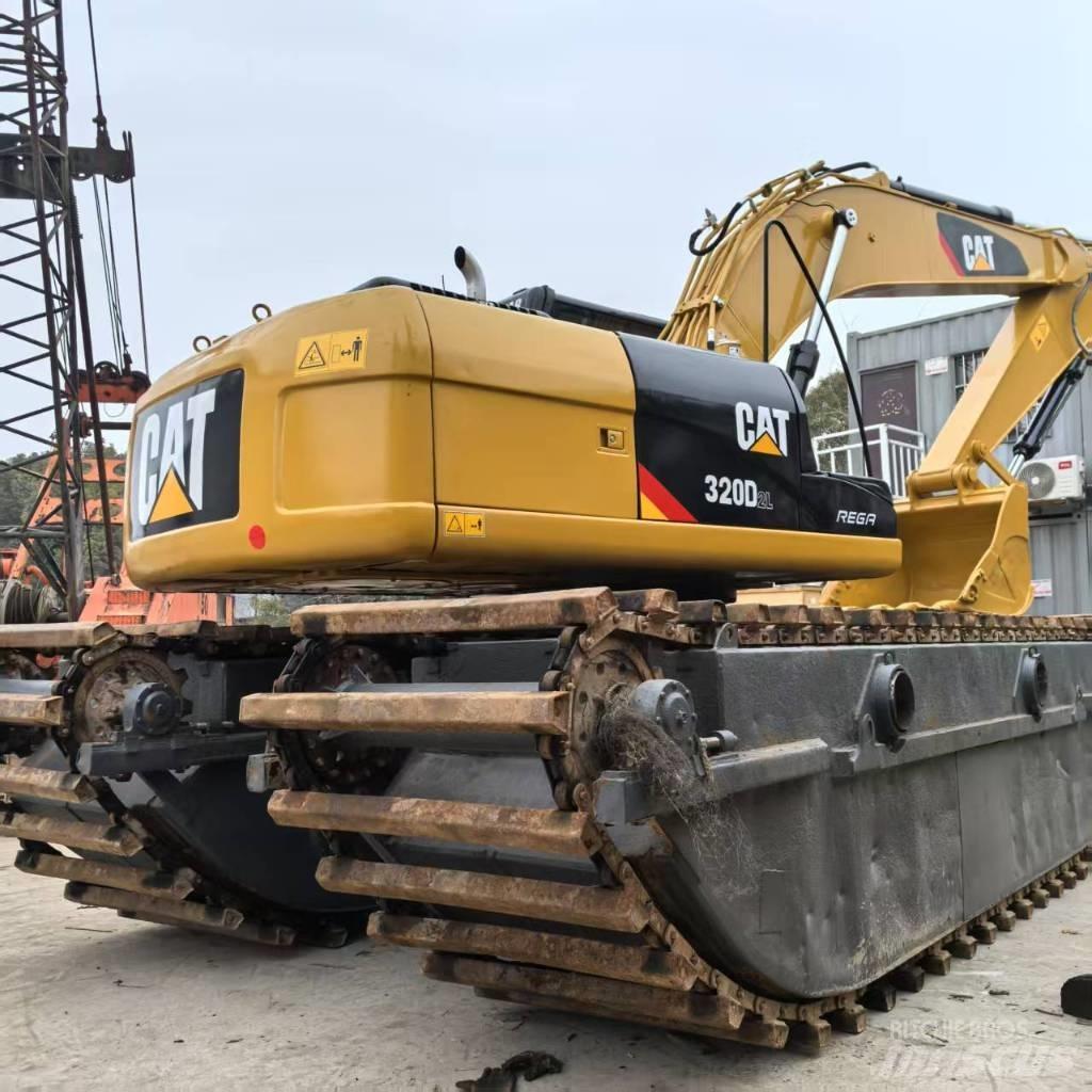 CAT 320 D Excavadoras anfibio