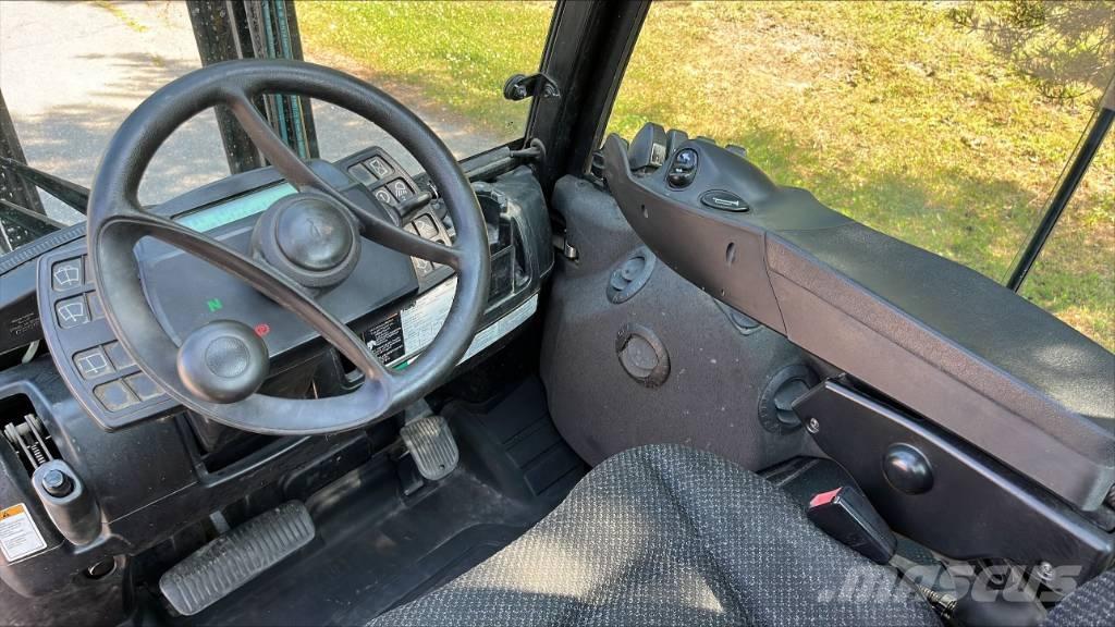 Yale GDP 25 VX Camiones diesel