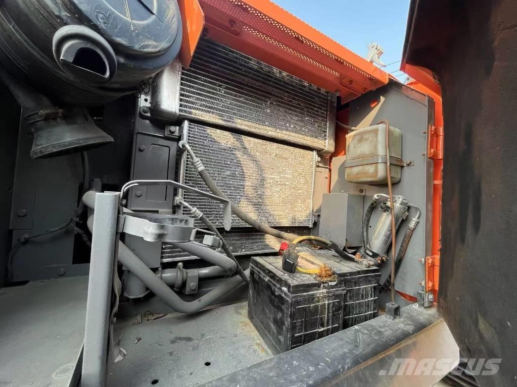 Hitachi ZX 160 Excavadoras sobre orugas