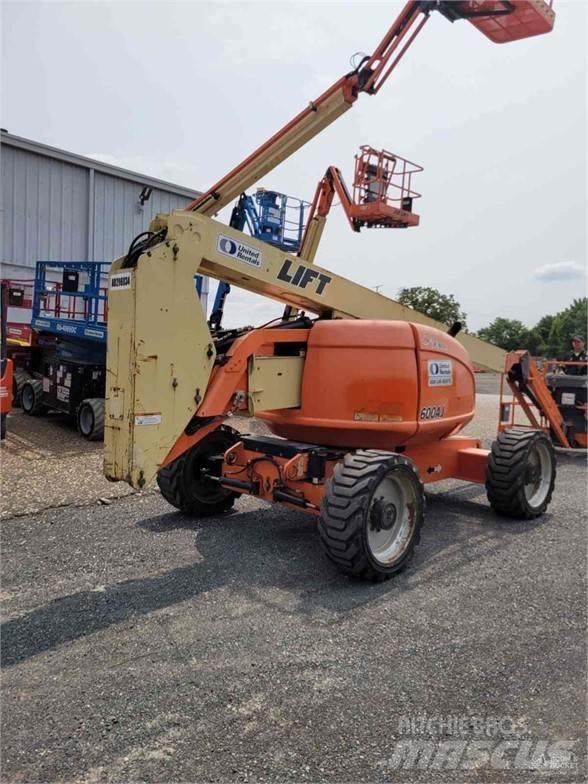 JLG 600AJ Plataformas con brazo de elevación manual