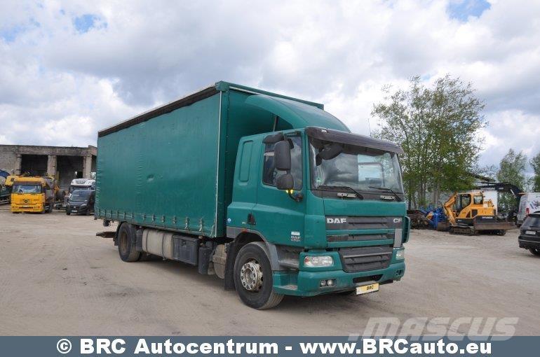 DAF CF 75.310 Camiones de caja de lona