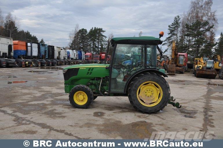 John Deere 5085 Tractores