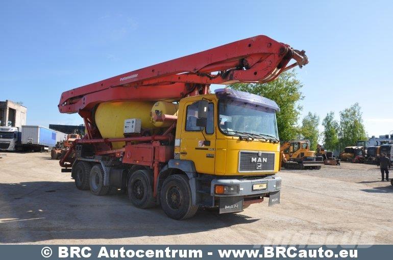 MAN 32.403 Camiones de concreto