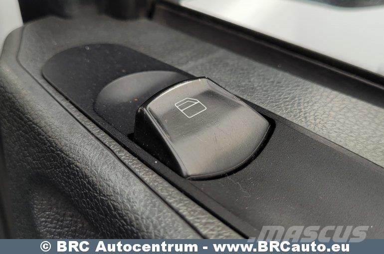 Mercedes-Benz Vito Minibuses