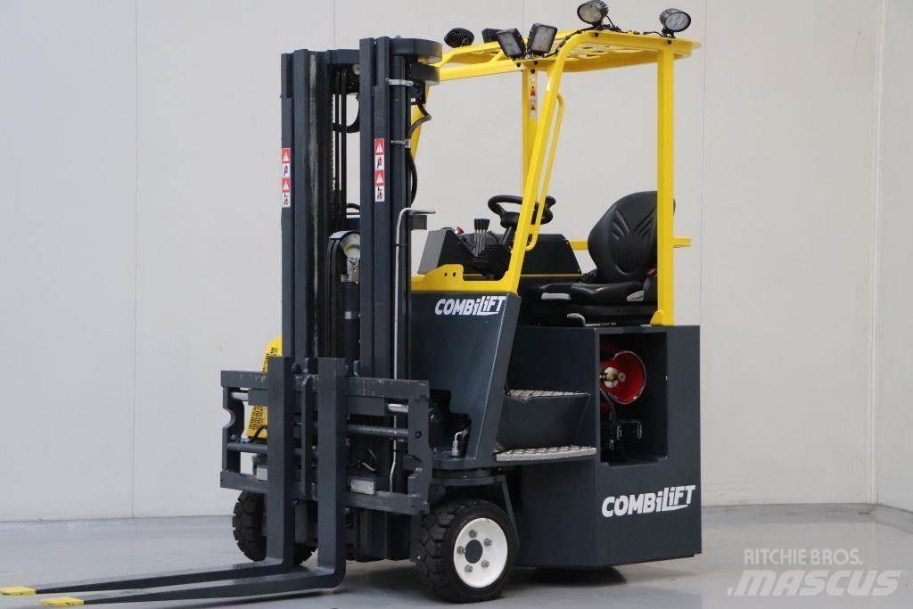 Combilift CB3000 Carretillas de carga lateral