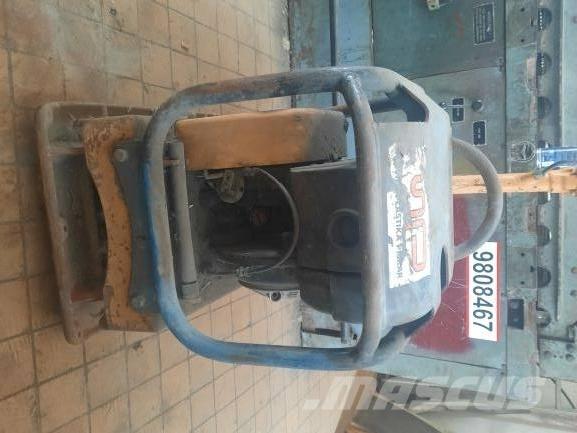 Weber mt Pisones compactadores