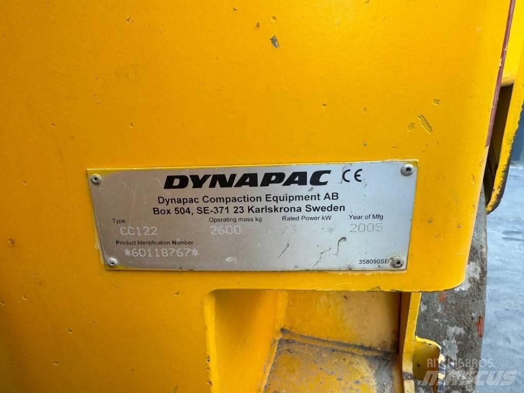 Dynapac CC 122 Compactadoras de suelo