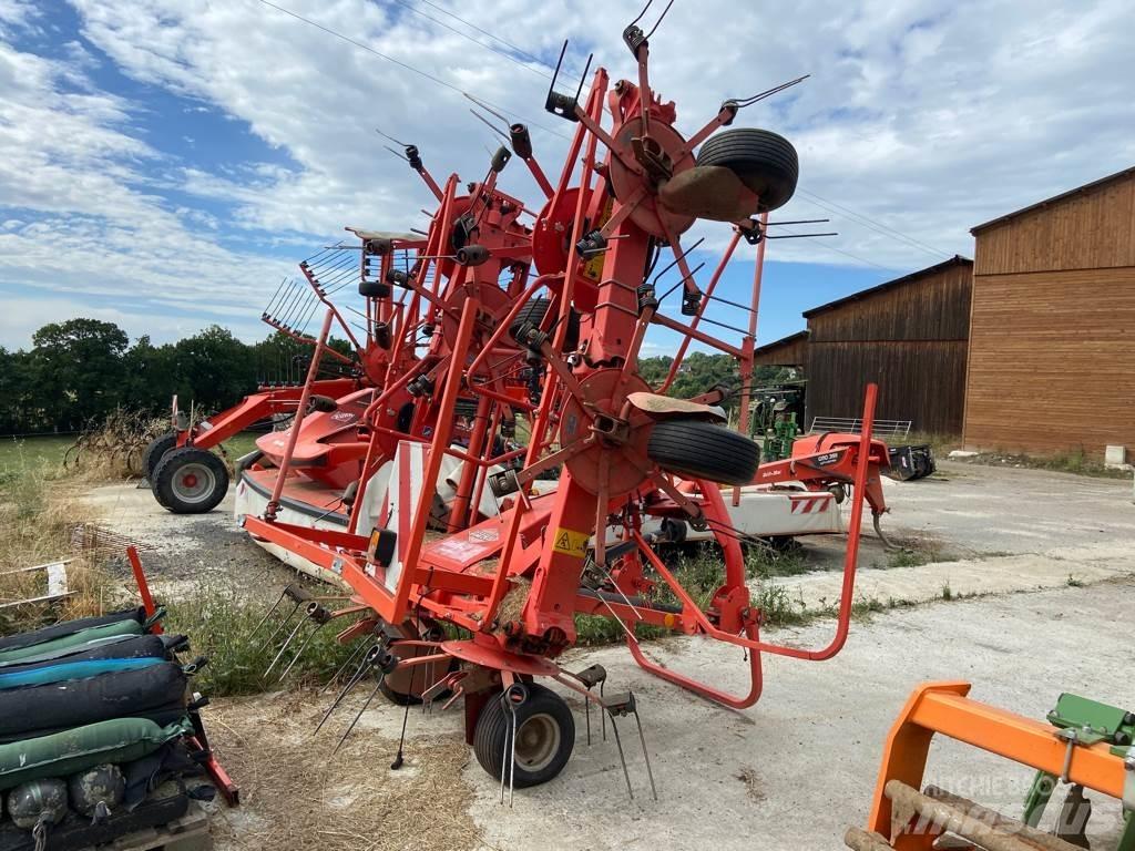 Kuhn GF8702 Rastrilladoras y rastrilladoras giratorias