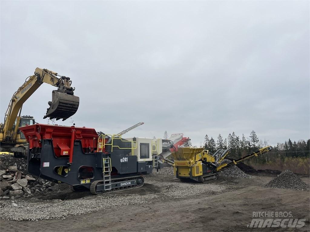 Sandvik QJ 241 Trituradoras móviles