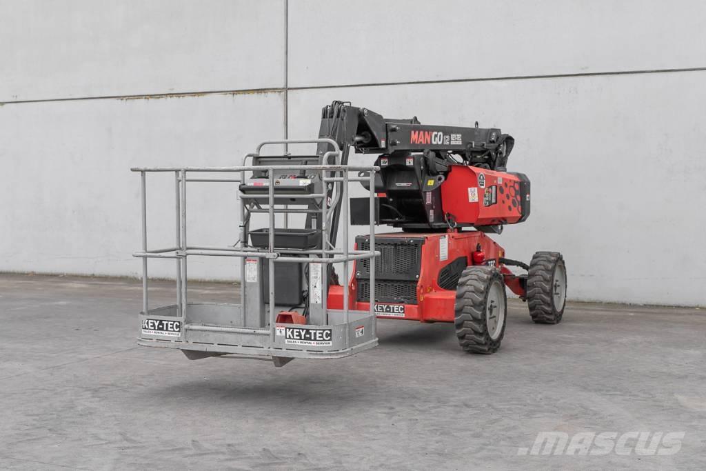 Manitou ManGo 12 Plataformas con brazo de elevación manual