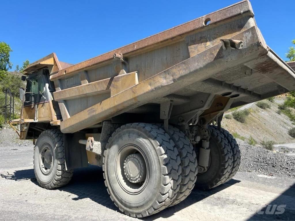 CAT 771D Camiones de volteo rigidos