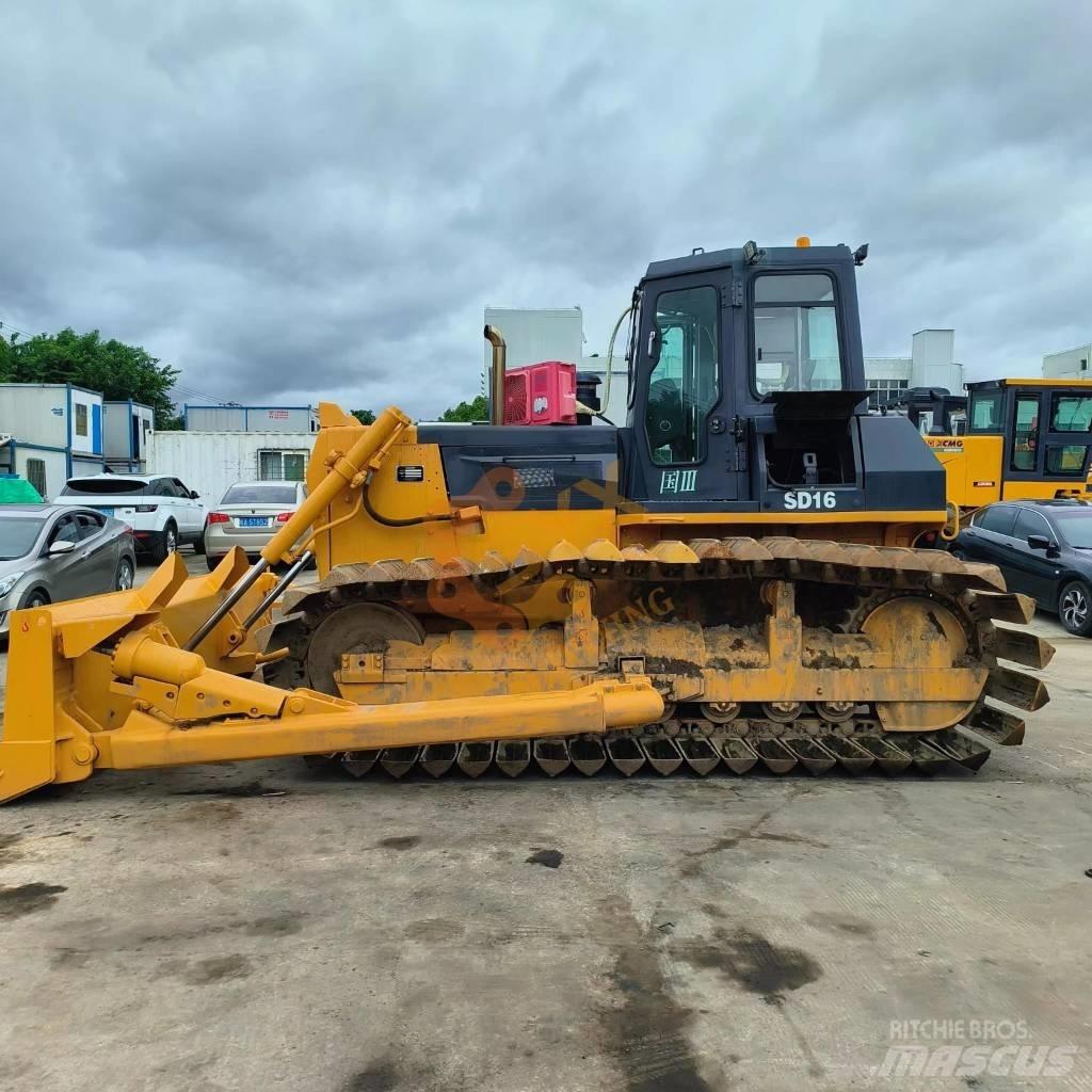 Shantui SD 16 Buldozer sobre oruga