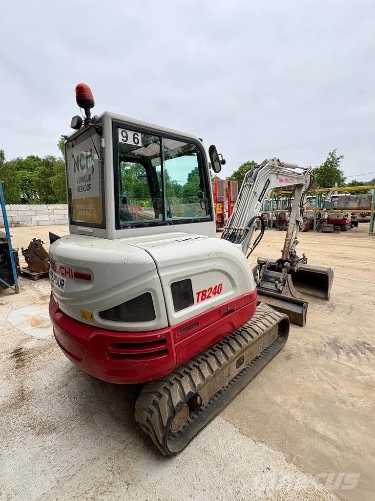 Takeuchi TB 240 Miniexcavadoras