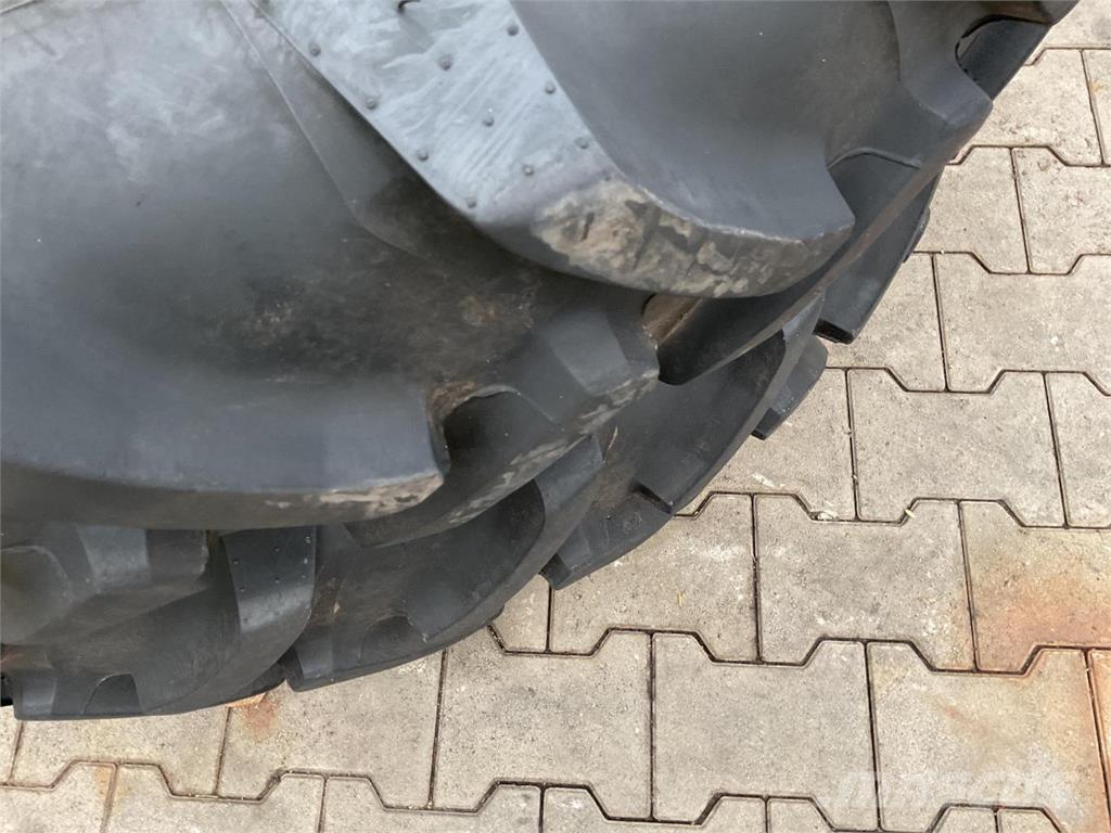 Alliance 270/95R36 Ruedas