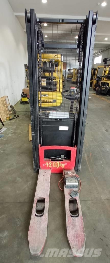 Hyster S 1.2 Apiladores manuales