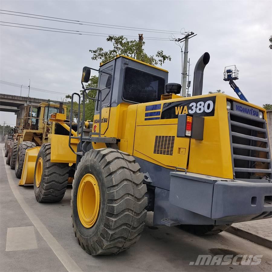 Komatsu WA 380-5 Cargadoras sobre ruedas