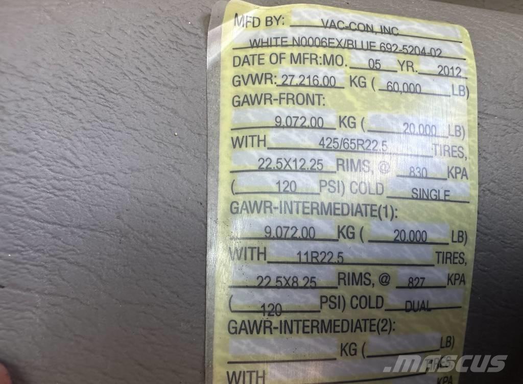 Freightliner 114 SD Camiones aspiradores/combi