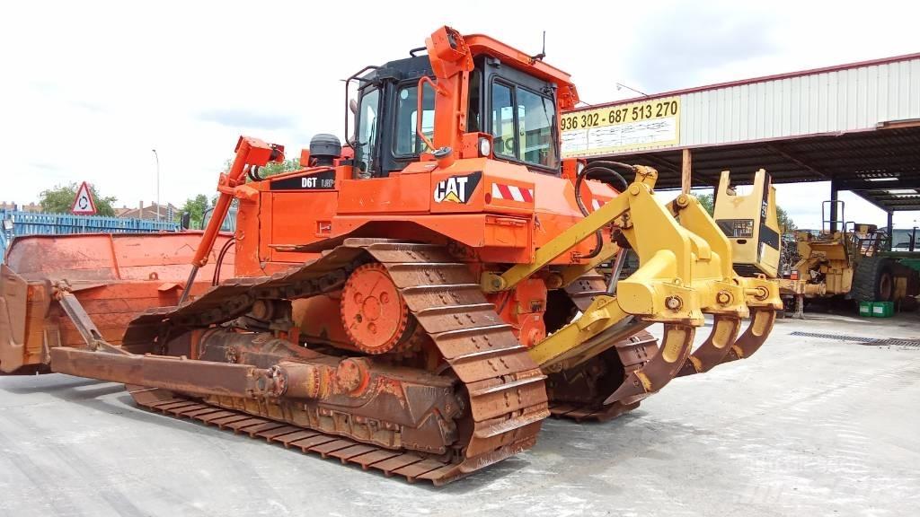 CAT D6T LGP Buldozer sobre oruga