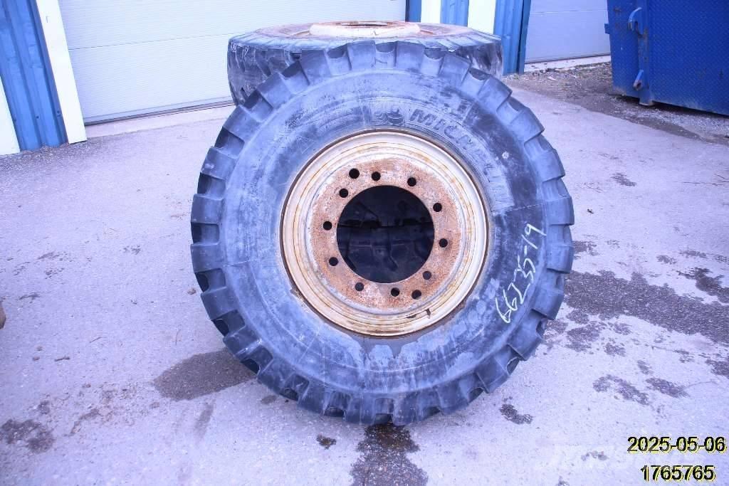 Michelin XMINED2 Llantas