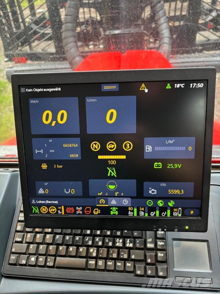 Komatsu 875 Transportadoras