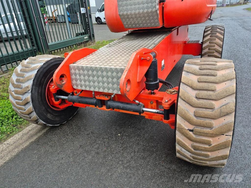 JLG 800aj Plataformas con brazo de elevación telescópico