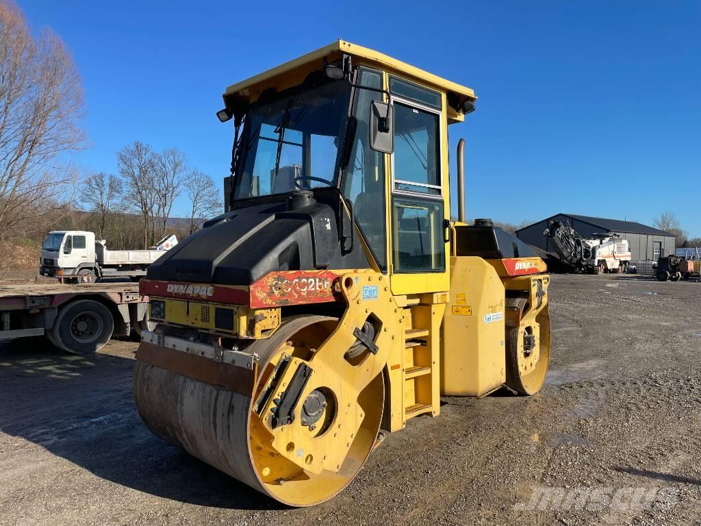 Dynapac CC 232 HF Rodillos de doble tambor