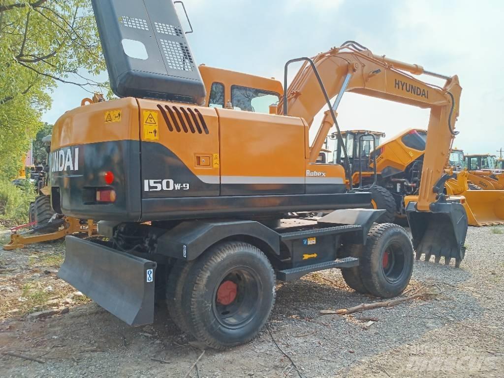 Hyundai 150W-9 Excavadoras sobre orugas