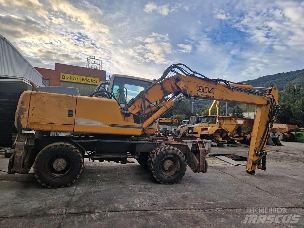 Liebherr A904C Excavadoras de ruedas