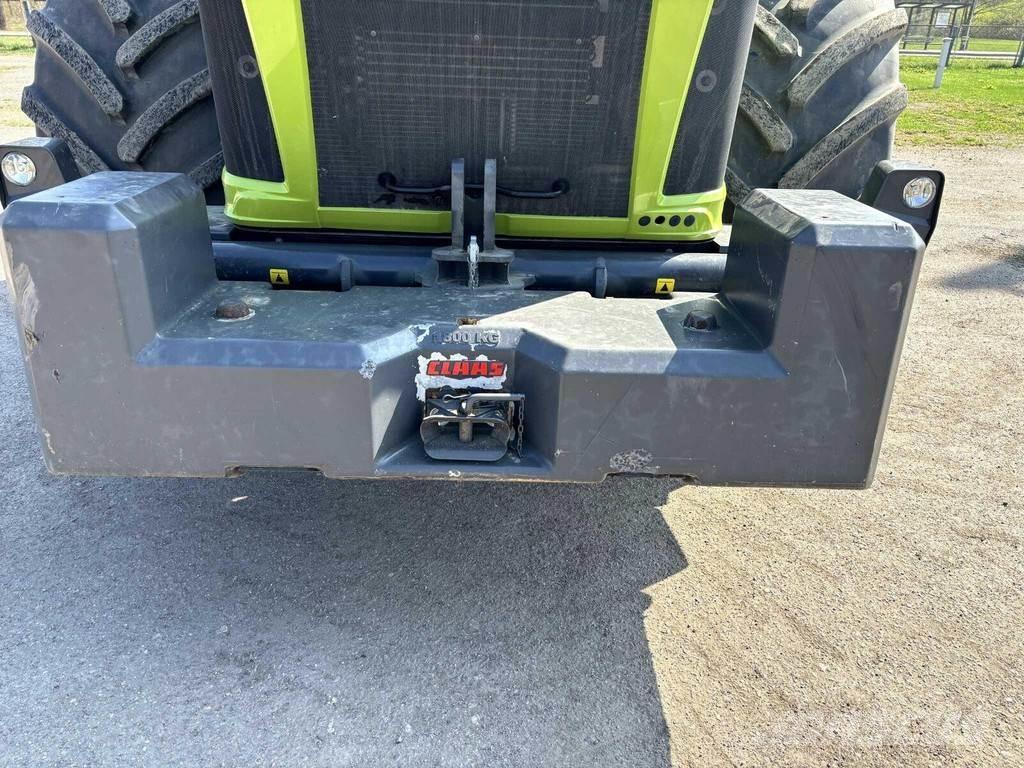 CLAAS Xerion 5000 Tractores