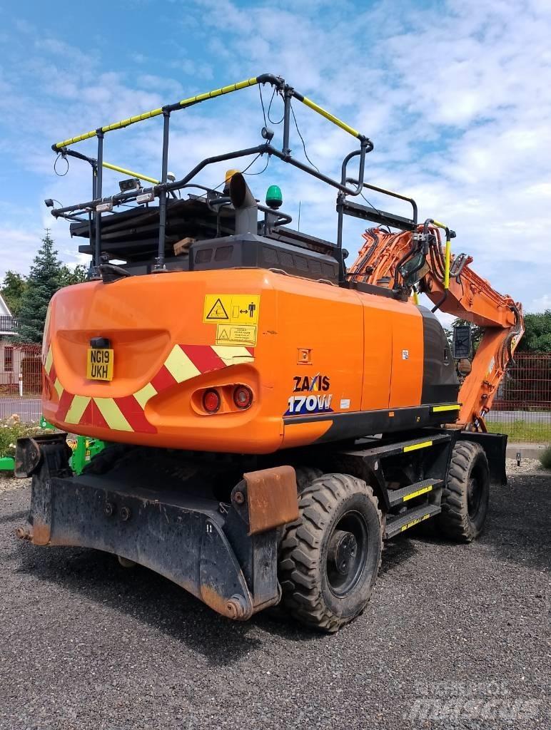 Hitachi ZX170W Excavadoras de ruedas