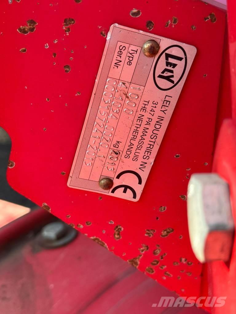 Lely LOTUS 770 Rastrilladoras y rastrilladoras giratorias