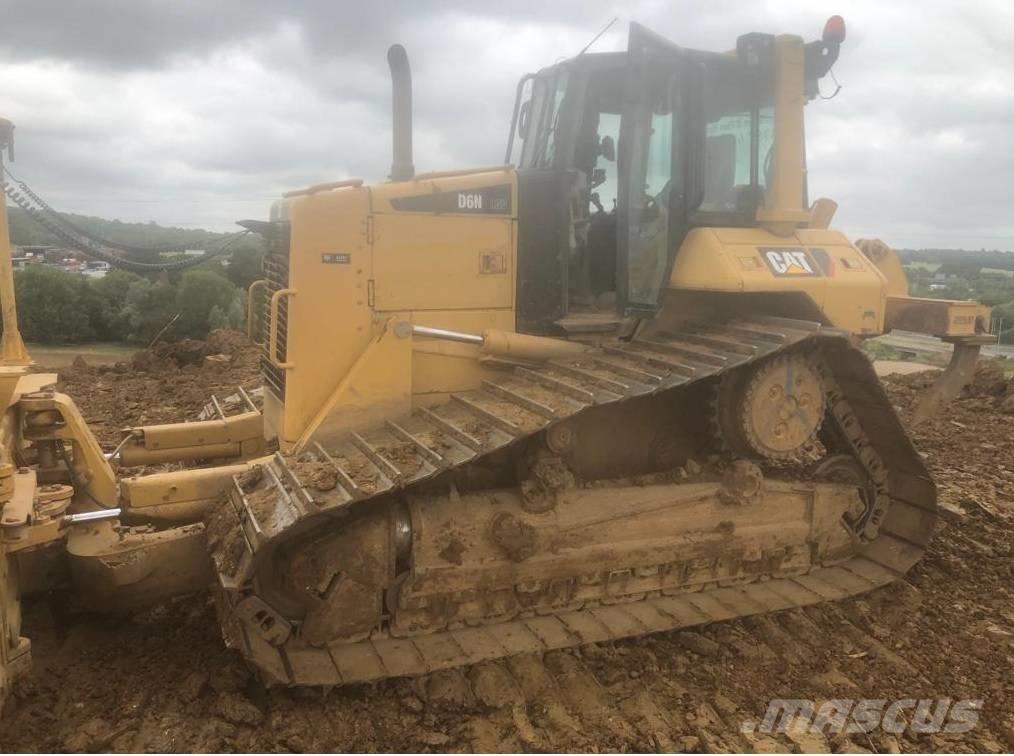 CAT D 6 N LGP Buldozer sobre oruga