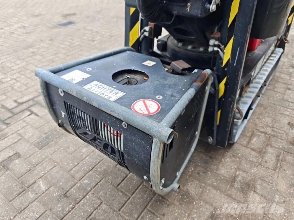 Teupen Leo 15 GT Plataformas con brazo de elevación manual