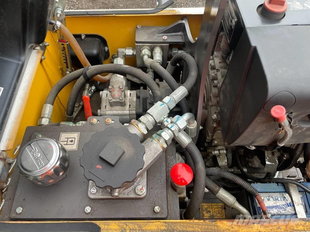 Mecalac MBR 71 Rodillos de un solo tambor