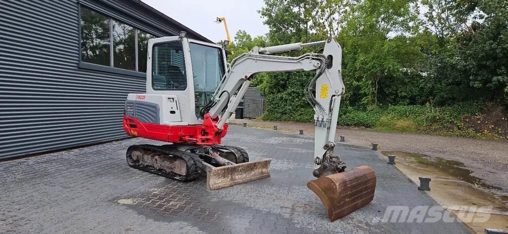 Takeuchi TB228 Miniexcavadoras