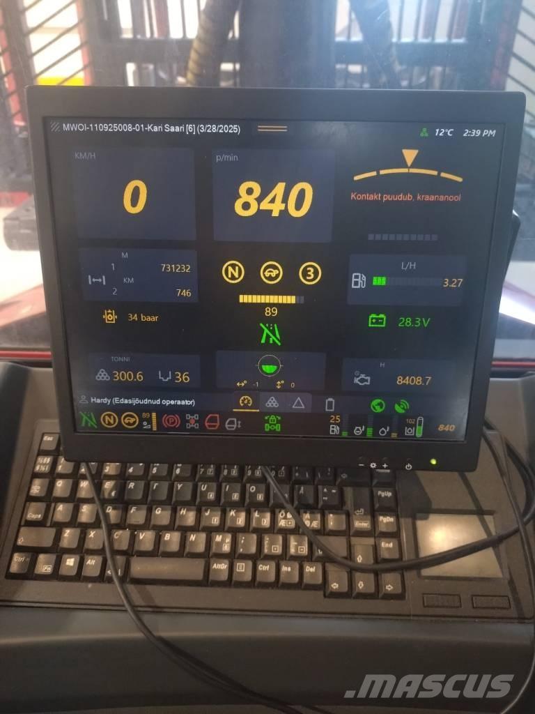 Komatsu 875 Transportadoras