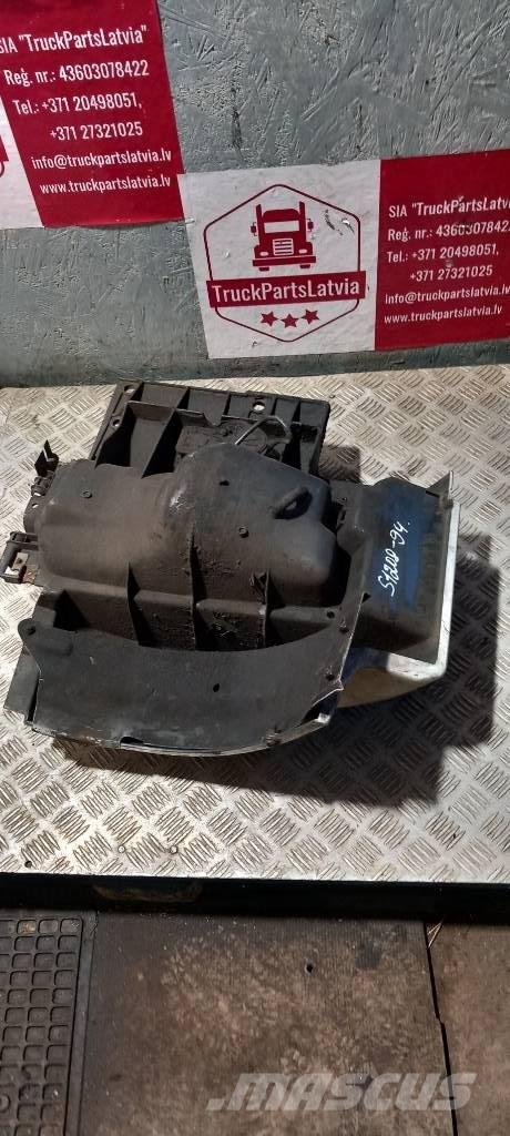 Scania 94 D.  1324599 Cabinas